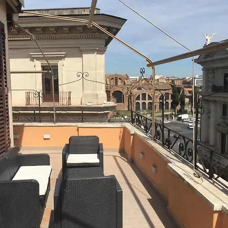 Apartment Esposizione Roof